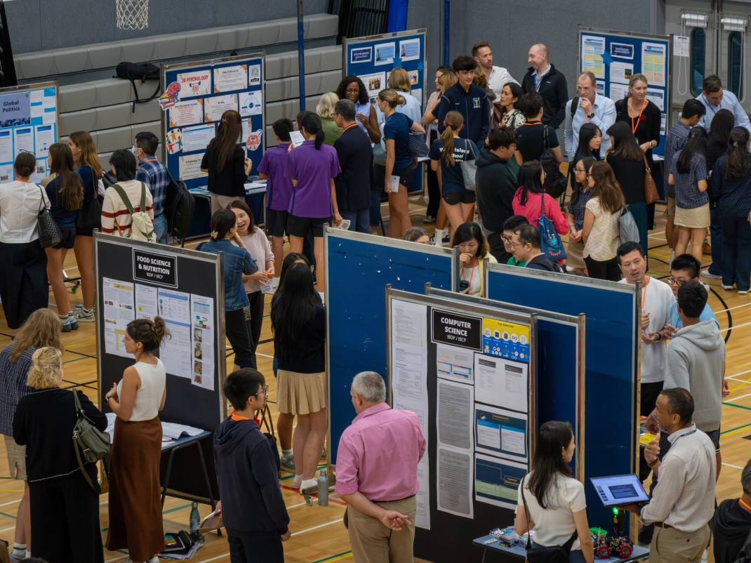 Y11_Options_Day_SportsHall--107